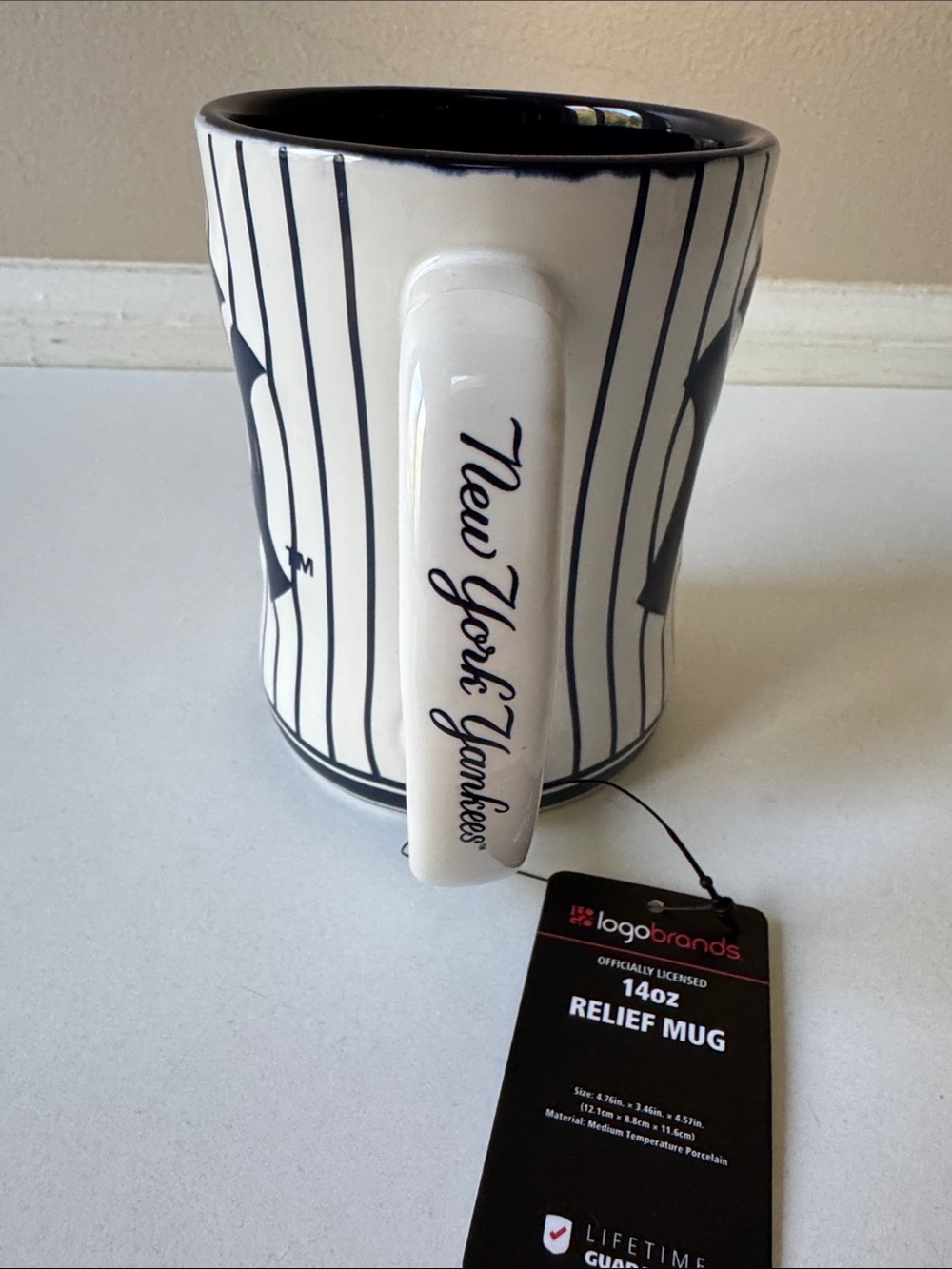 Tervis White and Navy NY Yankees Pinstripe T2 Stainless Tumbler and Mug Set - Picture 10 of 16